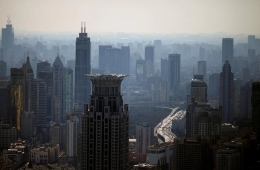 Bóng đen BĐS Trung Quốc kéo dài sang năm thứ năm, tồn kho 762 triệu m2, doanh số bán nhà mới tiếp tục giảm 8%, quy mô thị trường giảm một nửa