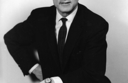 Năm 1960, một nhà vật lý dự báo thế giới sẽ đi đến hồi kết vào năm 2026