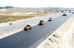 Giao thông có kịp kết nối sân bay Long Thành?