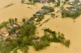 Lũ Lụt Miền Trung: Nguyên Nhân & Giải Pháp