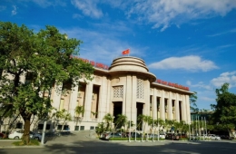 NHNN hạ mục tiêu tăng trưởng tín dụng, kiểm soát chặt lĩnh vực bất động sản