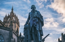 Di sản của 'cha đẻ' kinh tế thị trường Adam Smith