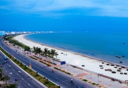 Bờ biễn 3200km2 Thềm lục địa nông ..