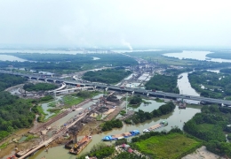 Dòng tiền đổ về vùng ven