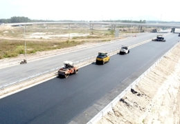 Giao thông có kịp kết nối sân bay Long Thành?