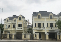 Vì sao biệt thự, nhà liền kề tại TP. HCM lại 'ế'?