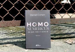 Loài người sẽ tiến hóa thành Homo Numericus?