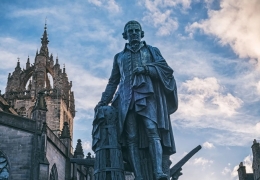 Di sản của 'cha đẻ' kinh tế thị trường Adam Smith
