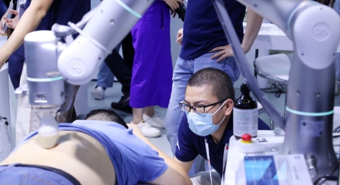 Robot Trung Quốc – 'Gót chân Achilles' trong giấc mơ công nghiệp của Mỹ