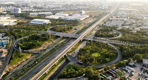 Bất động sản Việt Nam: Vốn và Hạ tầng